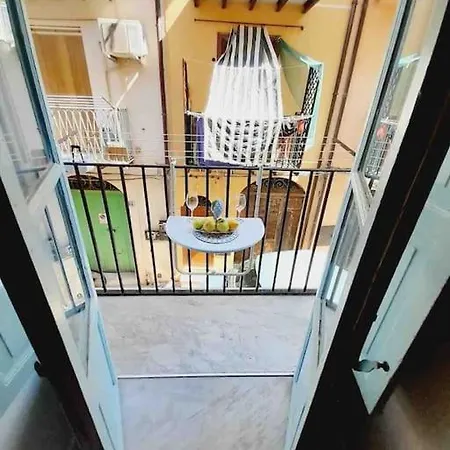 12 - Two Minute Walk To The Sea Apartment Cefalu
